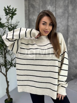 Базові комфортні светри в смужку вільного плану #6944